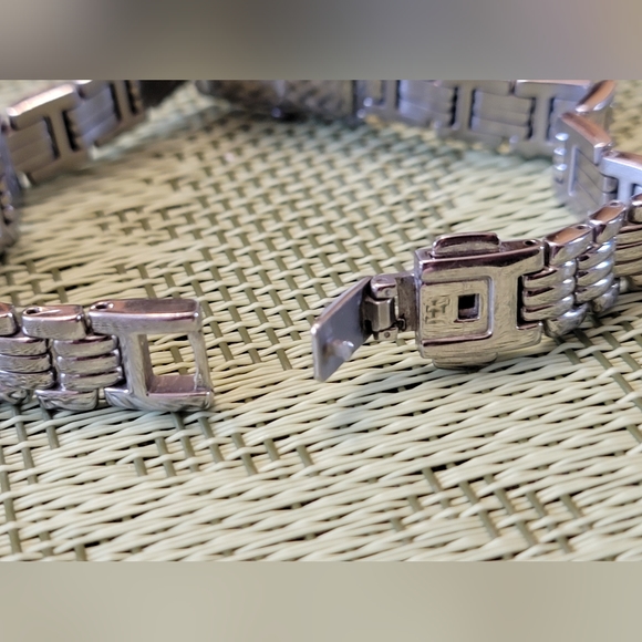 Citizen Eco-Drive Watch Women’s with Mother of Pearl and Swarovski Crystals - Picture 13 of 14